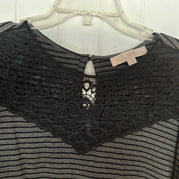 LOFT Long Sleeve Grey/Black Striped Dress Size Large Lace Detail - Picture 2 of 5